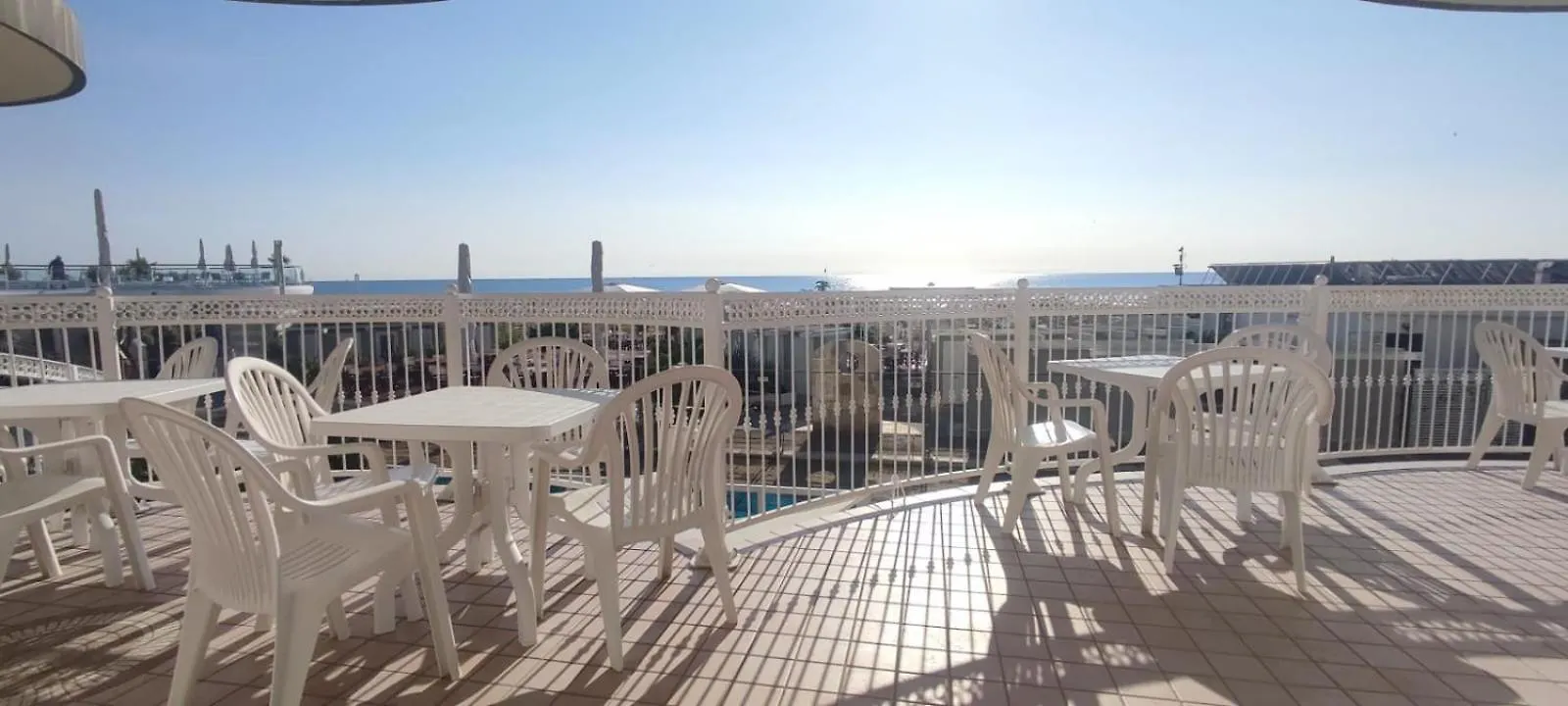 Hotel Negresco Milano Marittima Bed & Breakfast