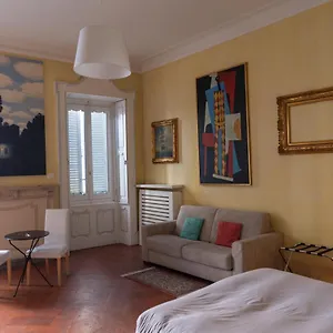 https://art-gallery-suite.it-lombardy.com