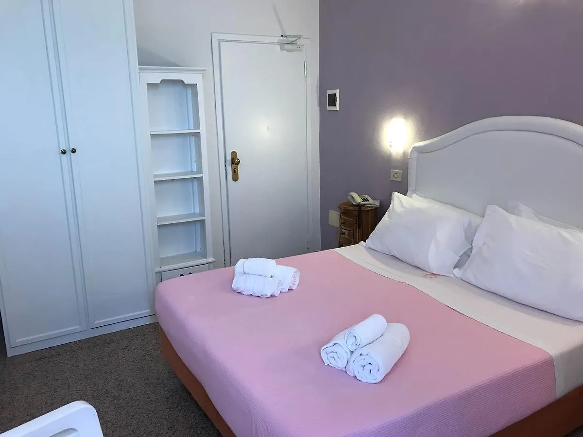 Bed & Breakfast Hotel Negresco Milano Marittima